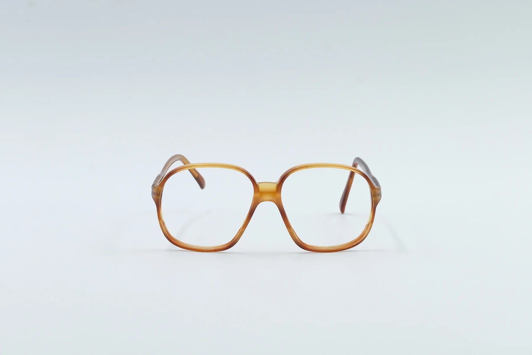 L'Amy Vintage Eyewear | Glass & Frame AU