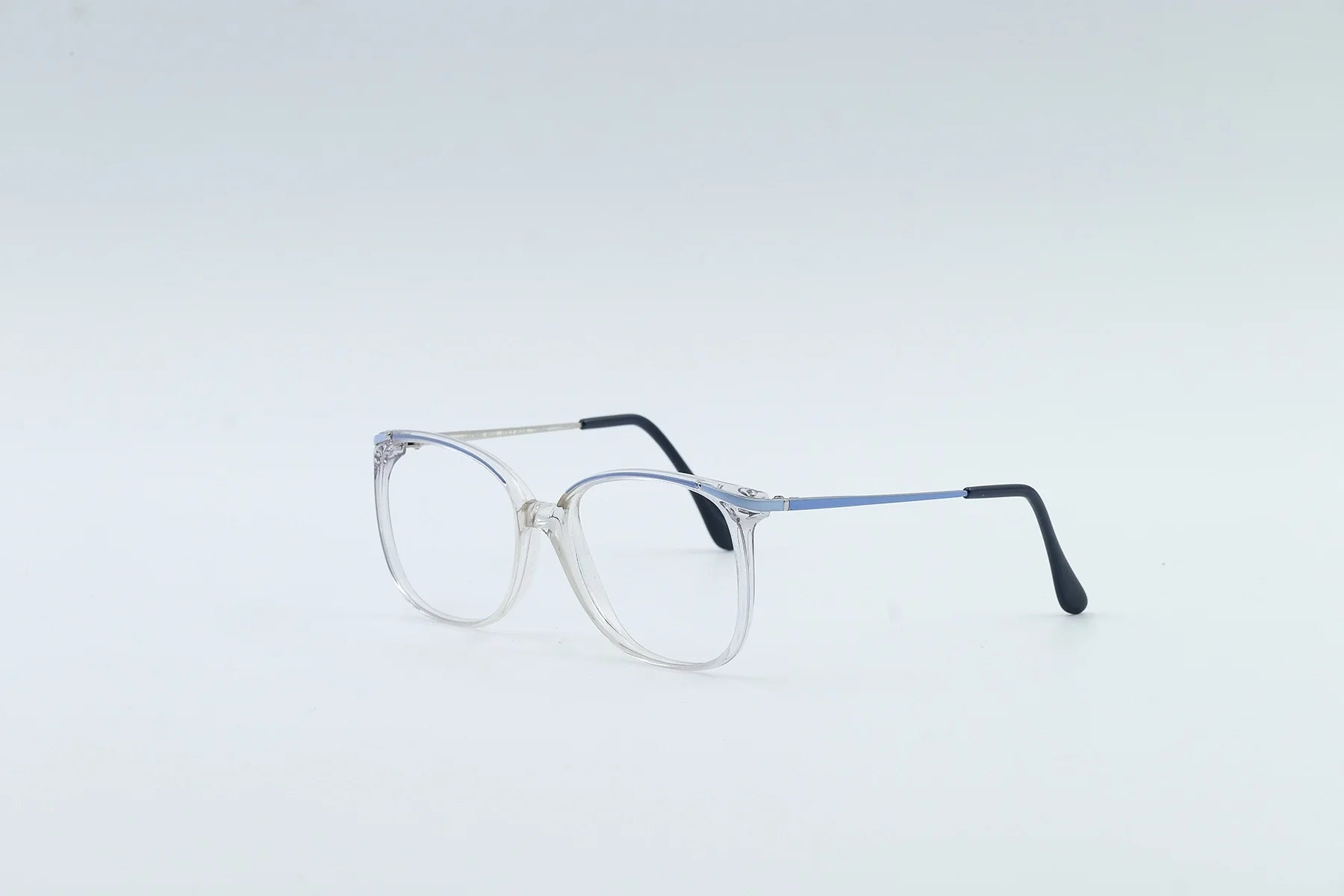 Charmant 4650