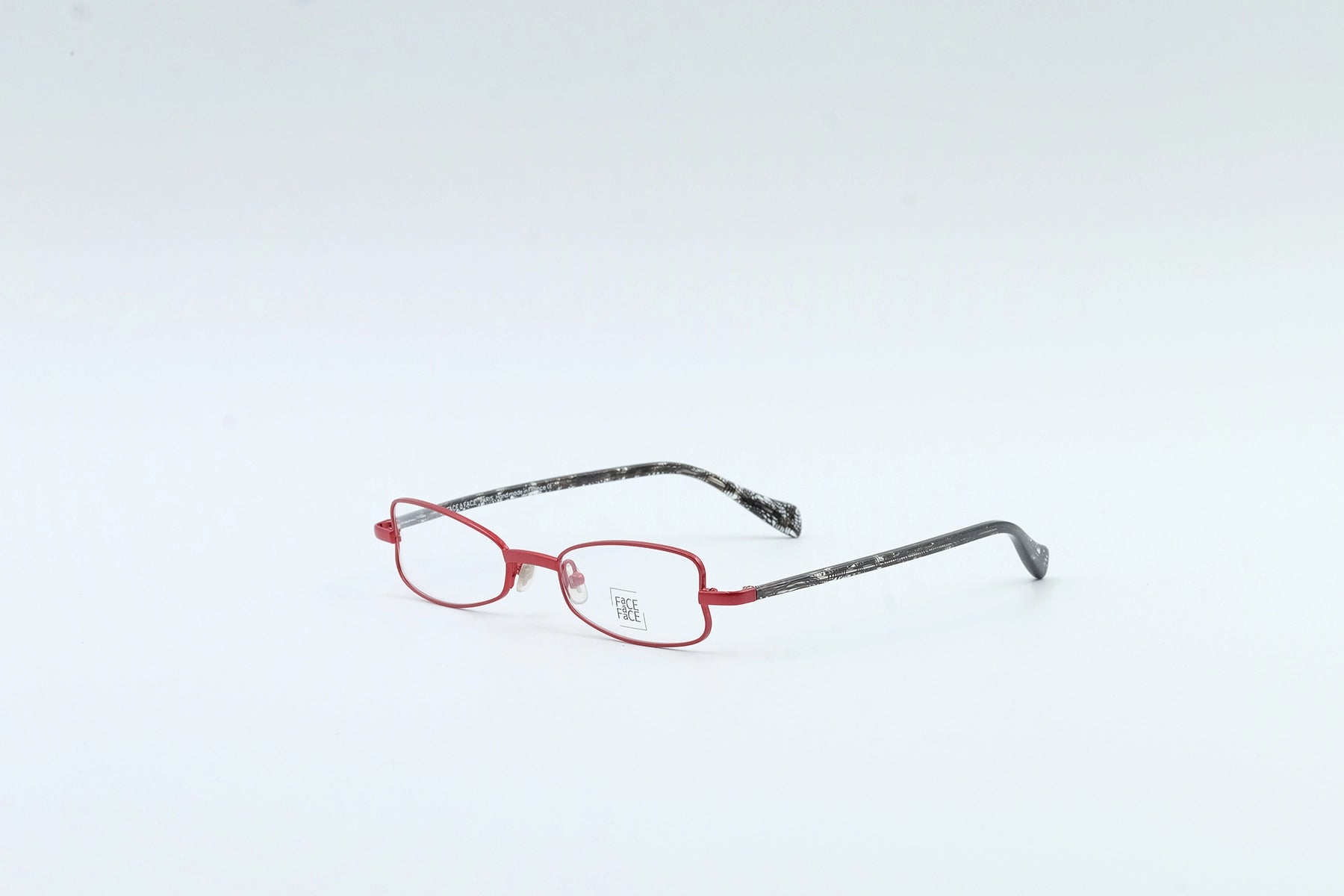 Face a Face Rebel 982