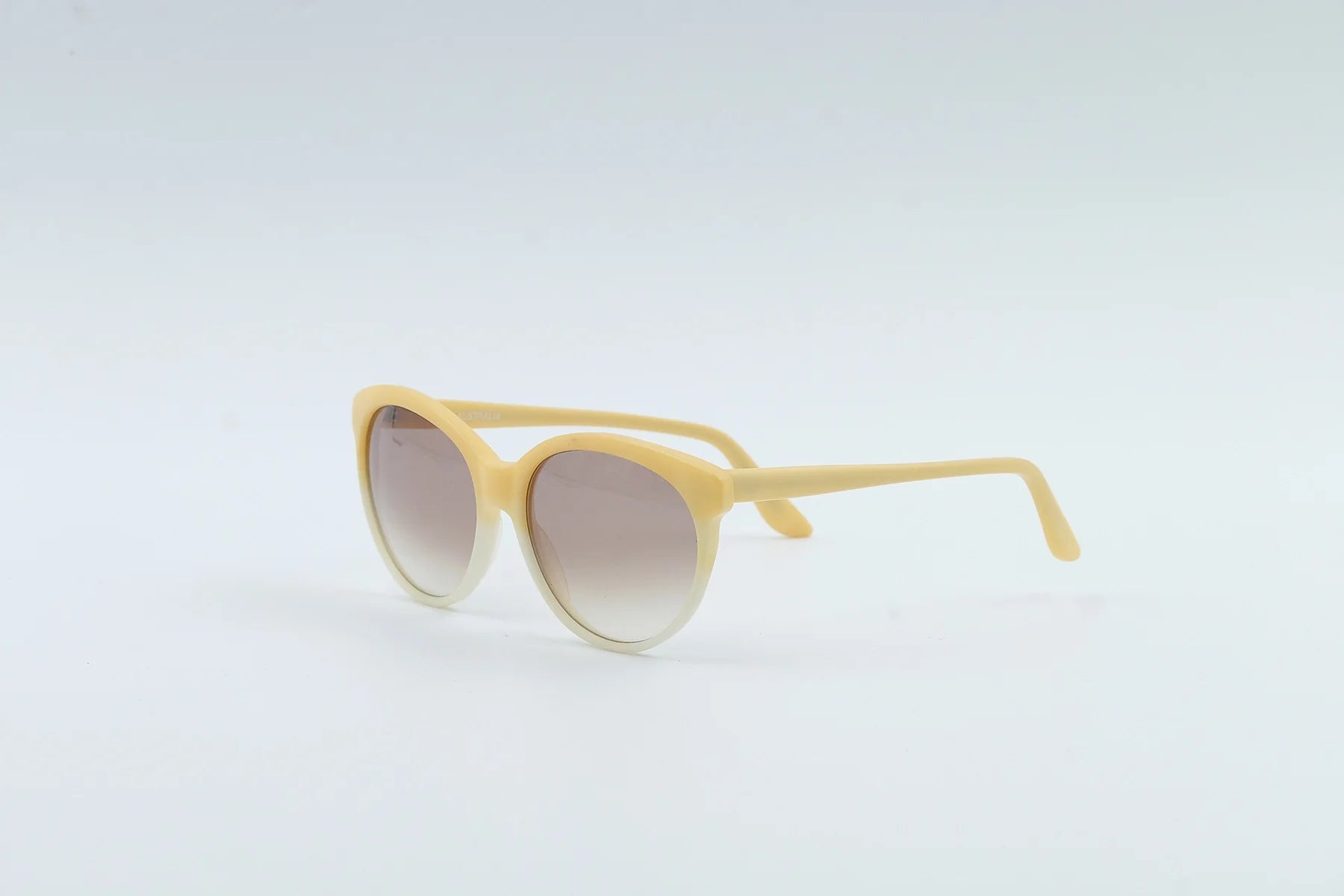 Jonathan Sceats Gumleaf (Yellow and White)