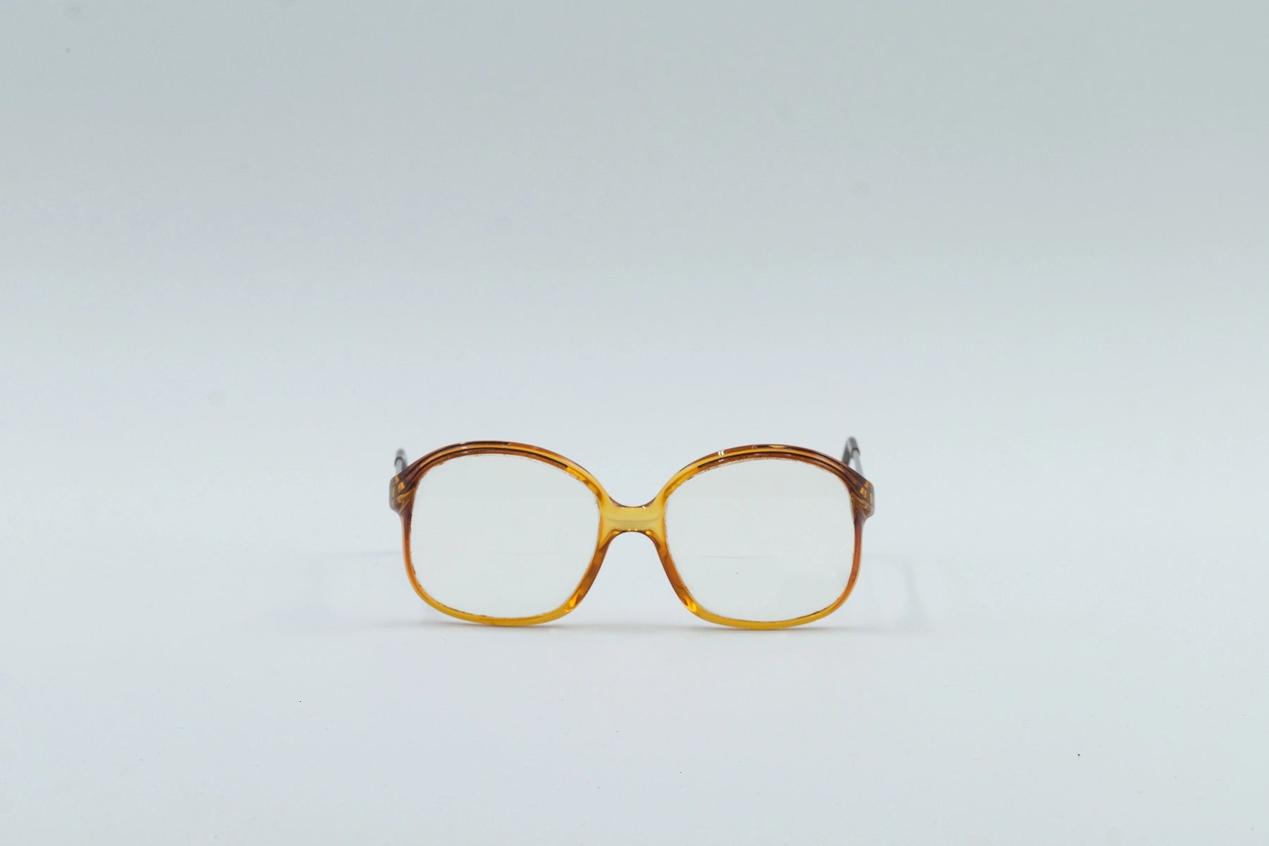 Yves Chantal 3121 1001