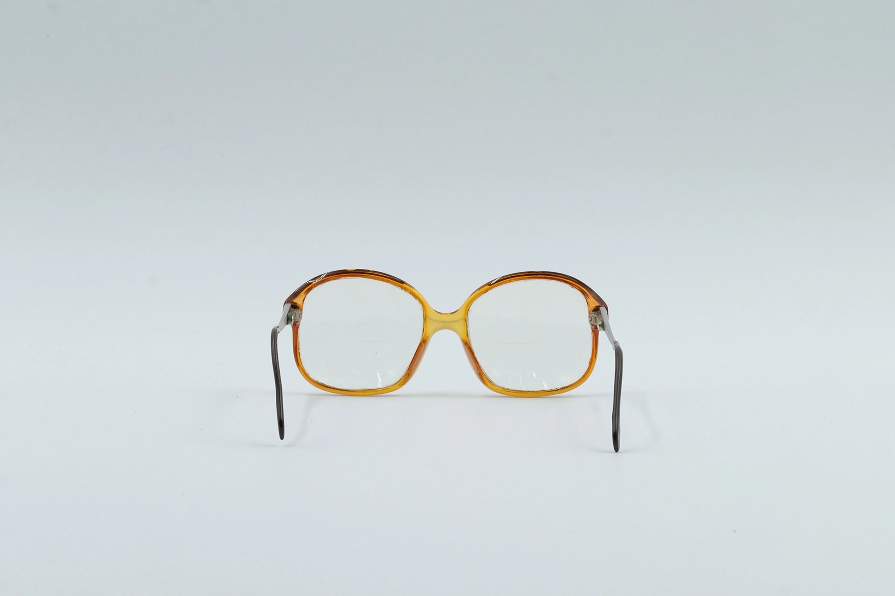 Yves Chantal 3121 1001